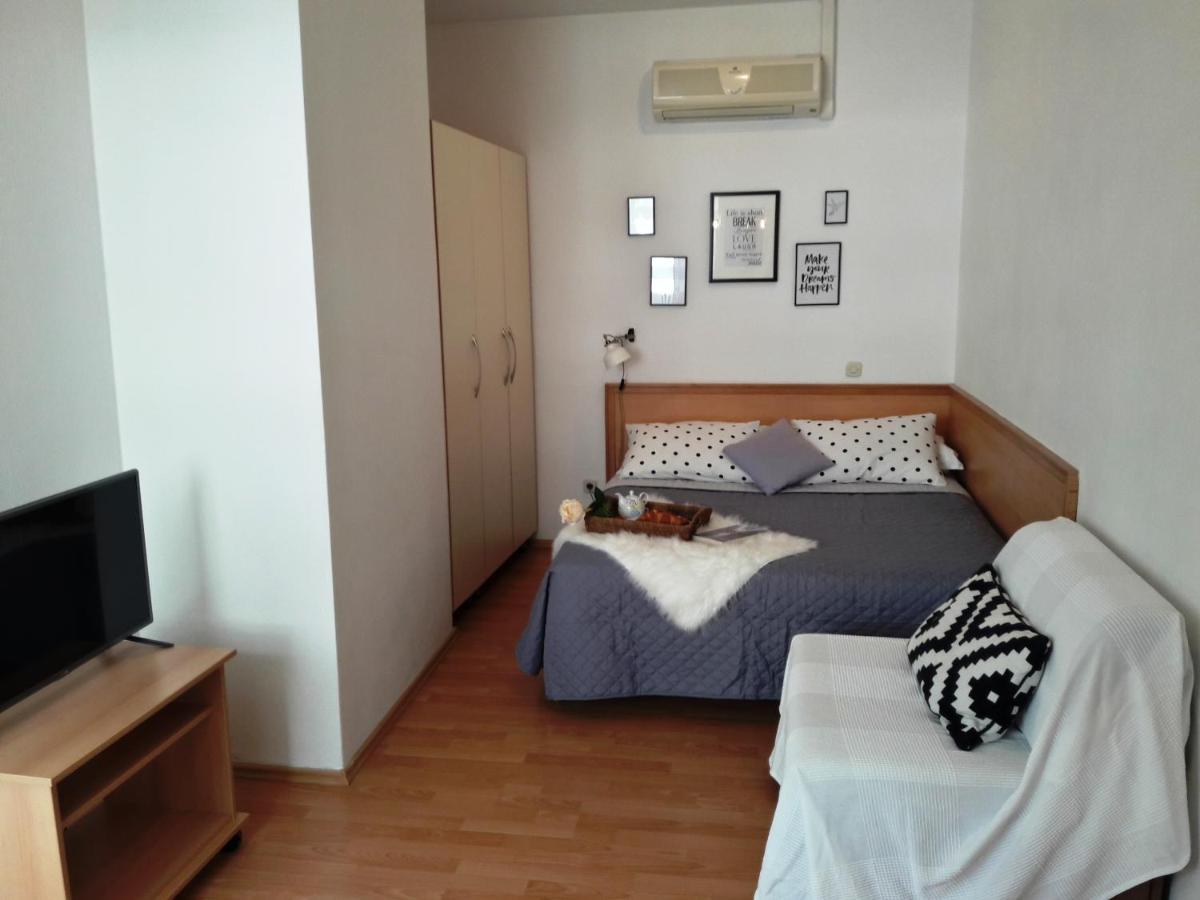 Apartments Milena & Ante Makarska Esterno foto