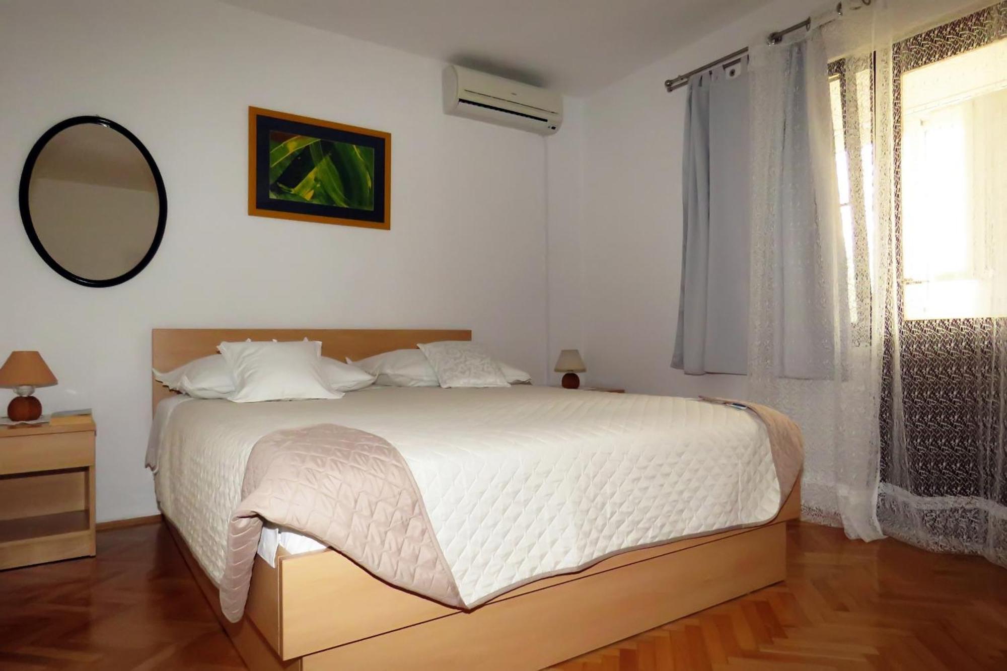 Apartments Milena & Ante Makarska Esterno foto